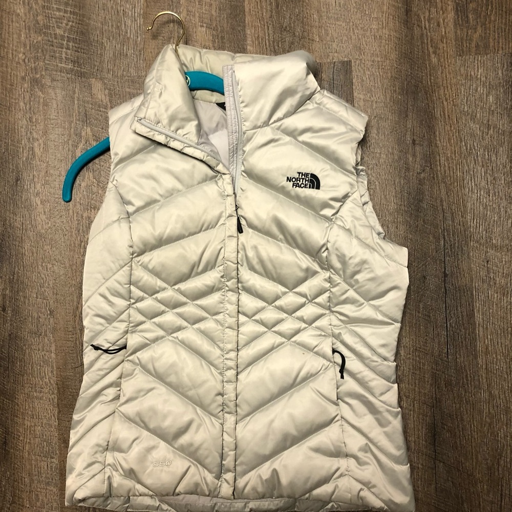 The North Face 550 vest